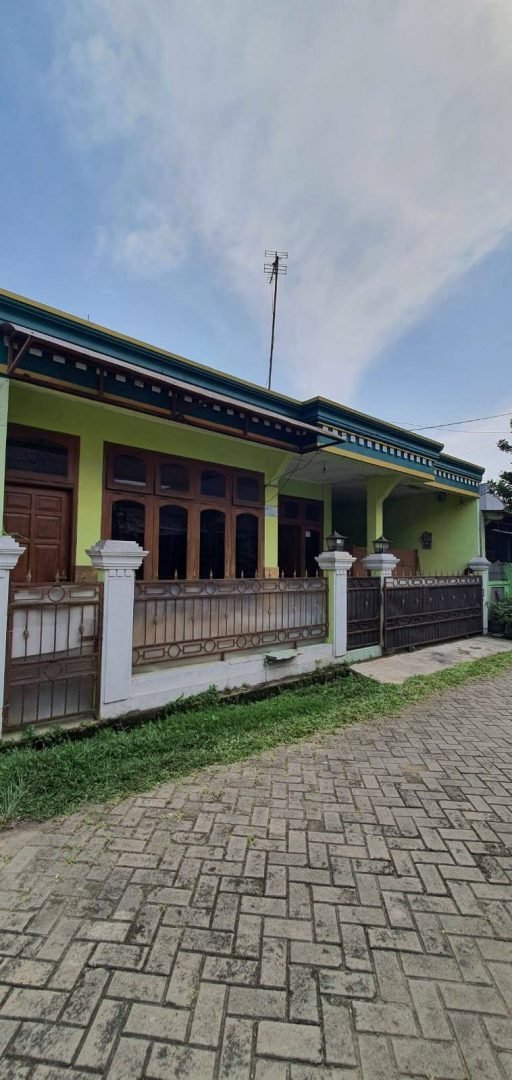 Rumah menarik siap huni di permata Pamulang Tangerang Selatan Indohouses